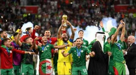 تتويج منتخب الجزائر بكأس العرب